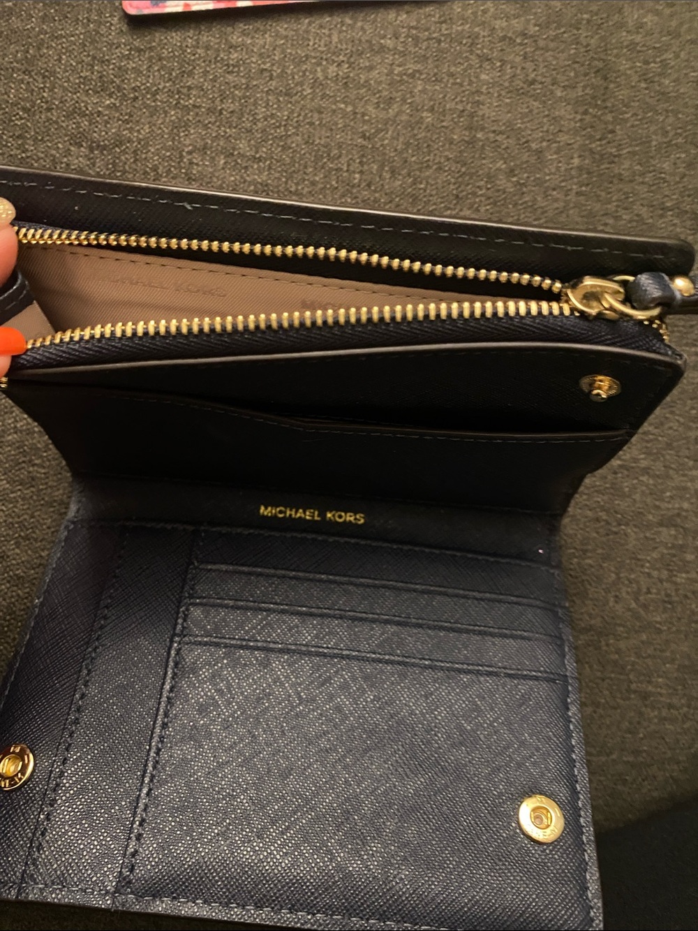 MICHAEL KORS wallet - Picture 4 of 7